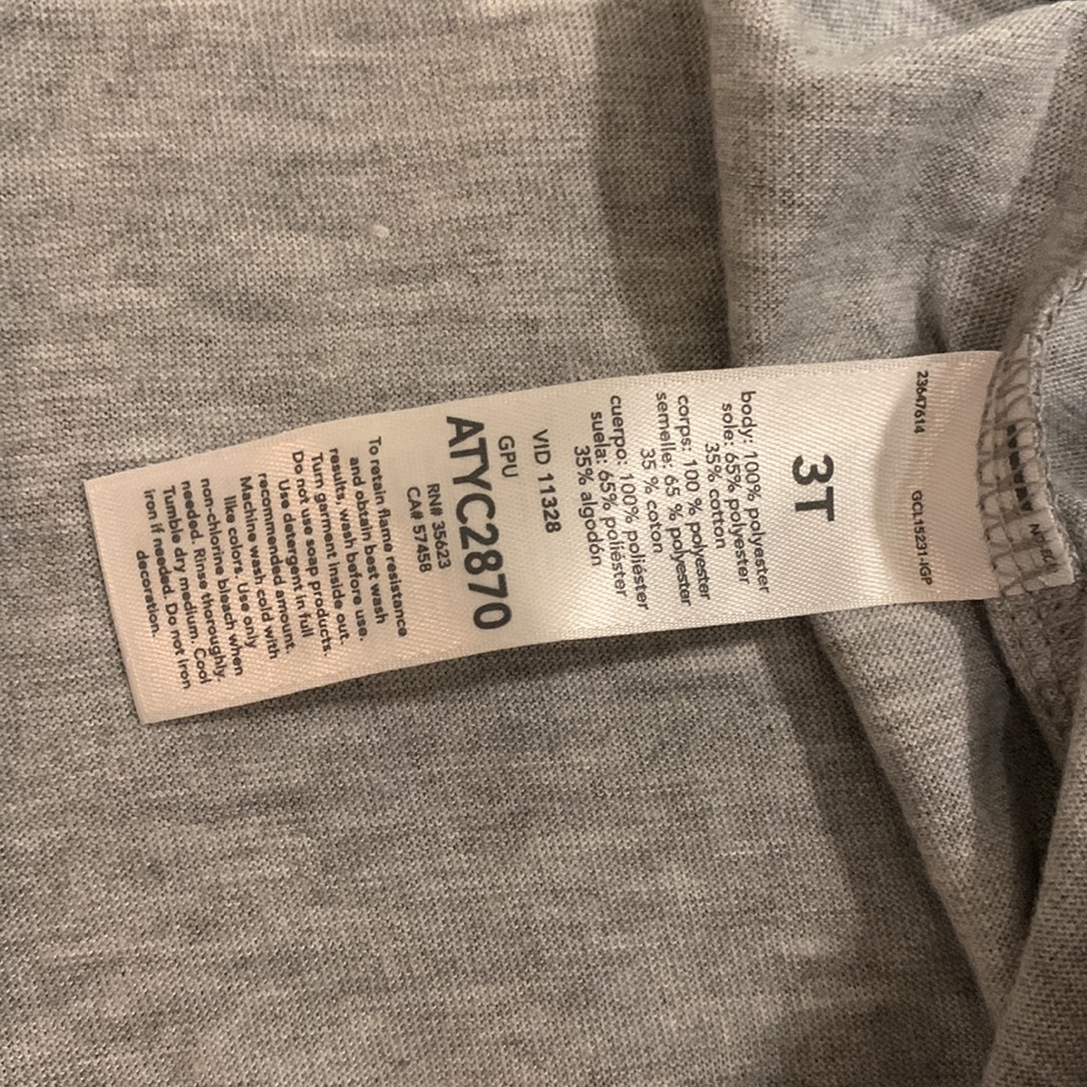 Boys size 3T zip up sleepers - 2 pack dragon and puppy dog themed! - Picture 6 of 6